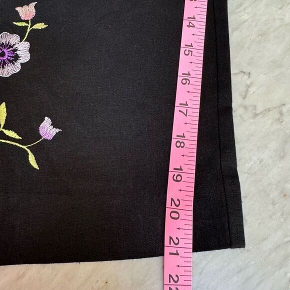 John Roberts Black Embroidered Crop Pants Sz 8 Fully Lined Linen Blend Zip Back - Picture 5 of 6